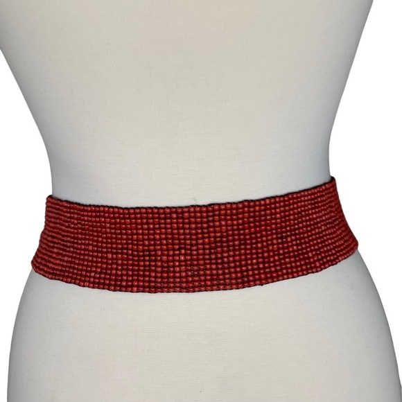 Rust Color Beaded Belt Gorgeous Intricately Hand Carved Walnut Wood Belt Buckle - Picture 4 of 5